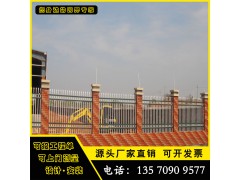 深圳小区草坪围栏 广州花都场地护栏样式 工地护栏 道路隔离栏图1