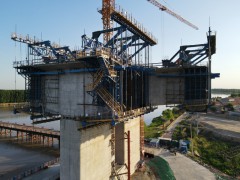 国内一流挂篮厂家，五大物流基地，6万吨物资储备，可发全国图1