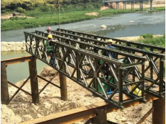 钢栈桥贝雷片工字钢螺旋管钢模板安全梯笼盘扣架钢支撑出租鄂州图4