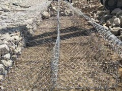 格宾网、石笼网、双格板雷诺护垫、 铅丝笼、格宾笼图1