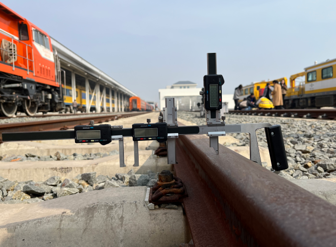 道岔尖基轨磨耗测量仪-5