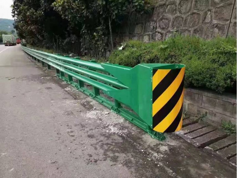 波形护栏材料国标非标热镀锌喷塑产品图5