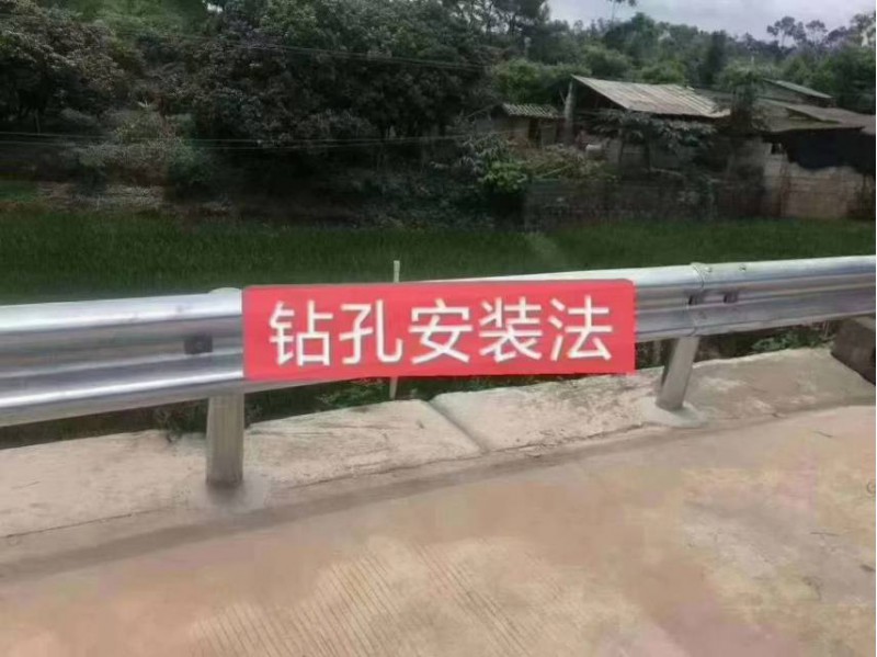 波形护栏材料 桥梁护栏订做各种异形件图4