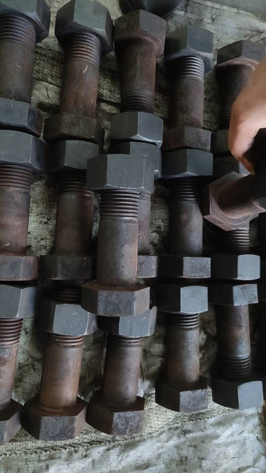 高强度螺栓8.8   10.9   12.9。地脚螺栓，建筑配件，铁路配件，桥梁配件，预埋板，刚性防水套管图3