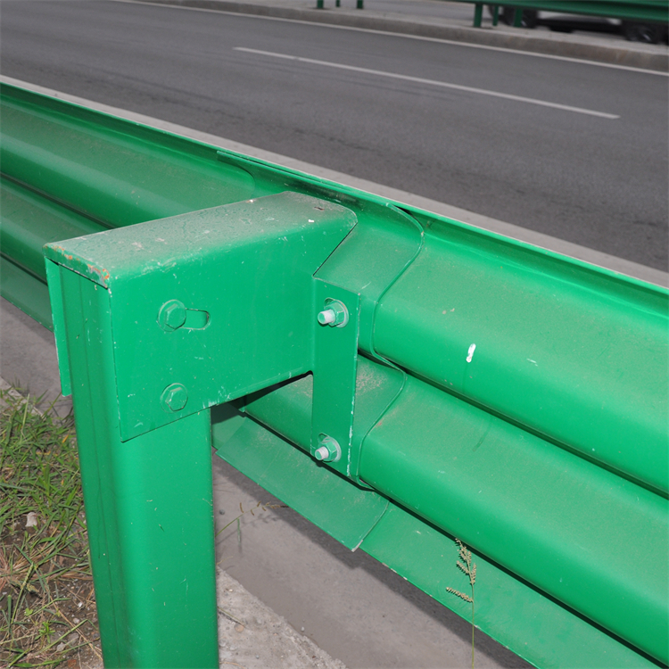 厂家现货高速喷塑波形护栏板乡村防撞护拦板道路护栏图5