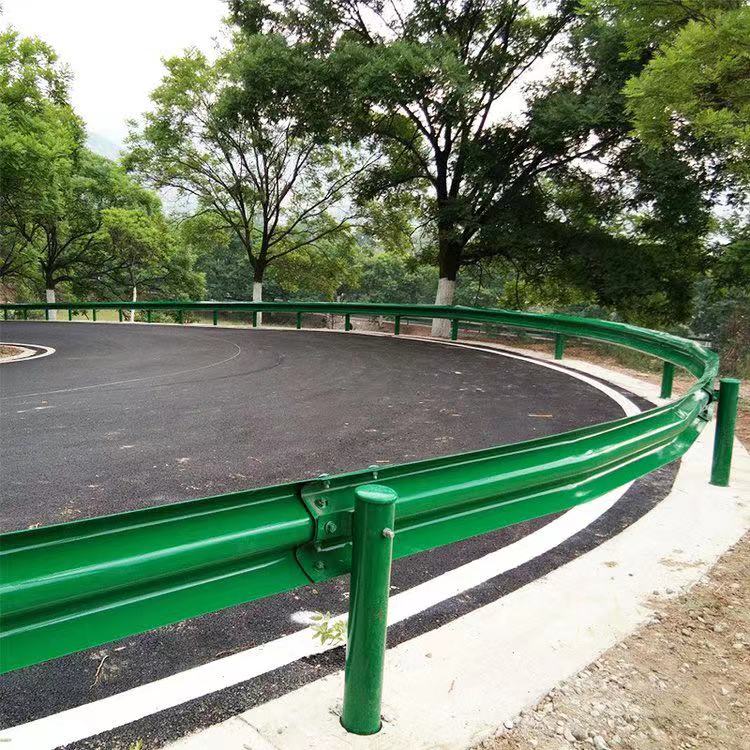 桥梁防撞栏杆乡镇道路双波镀锌护拦杆立柱国标省道隔离栏图4