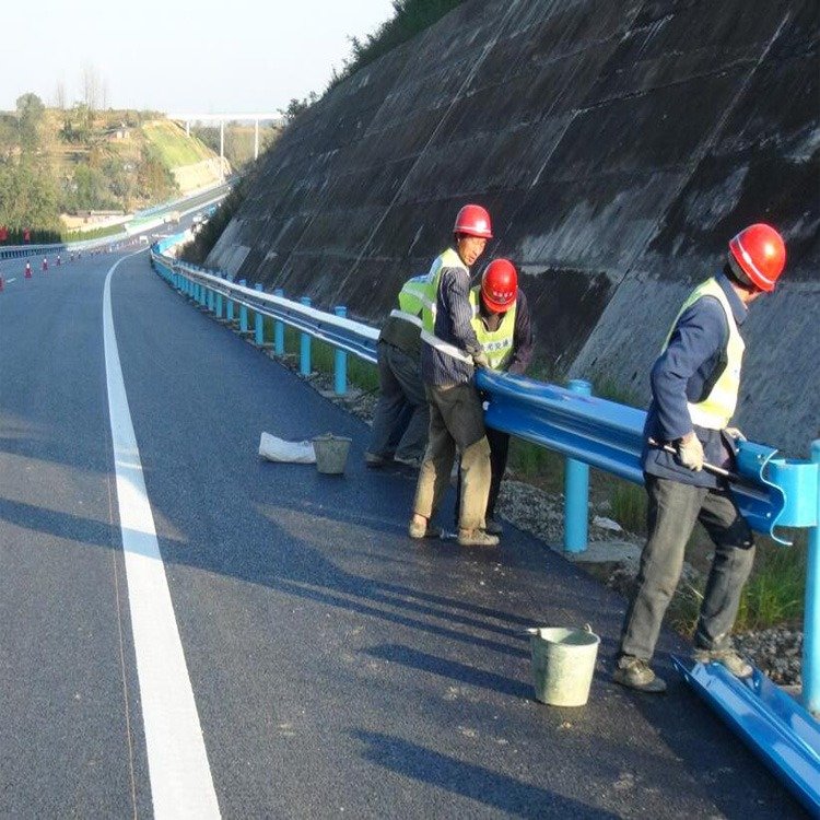 道路护栏 贵达 类型齐全 国道省道县道 乡村道路安装图5