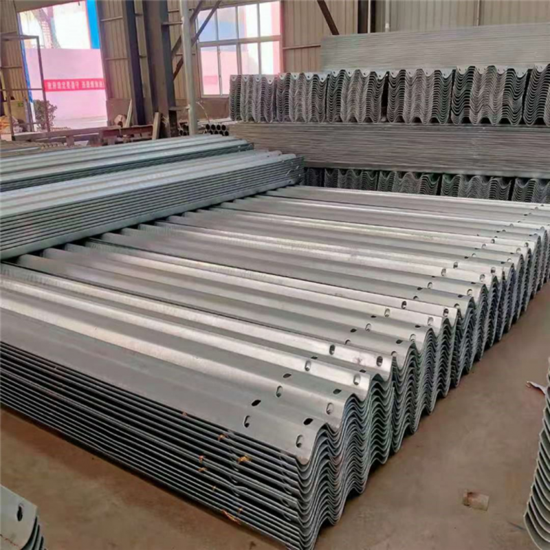 波形护栏板厂家 省道县道乡村各种道路使用 发货快现货多贵达图6