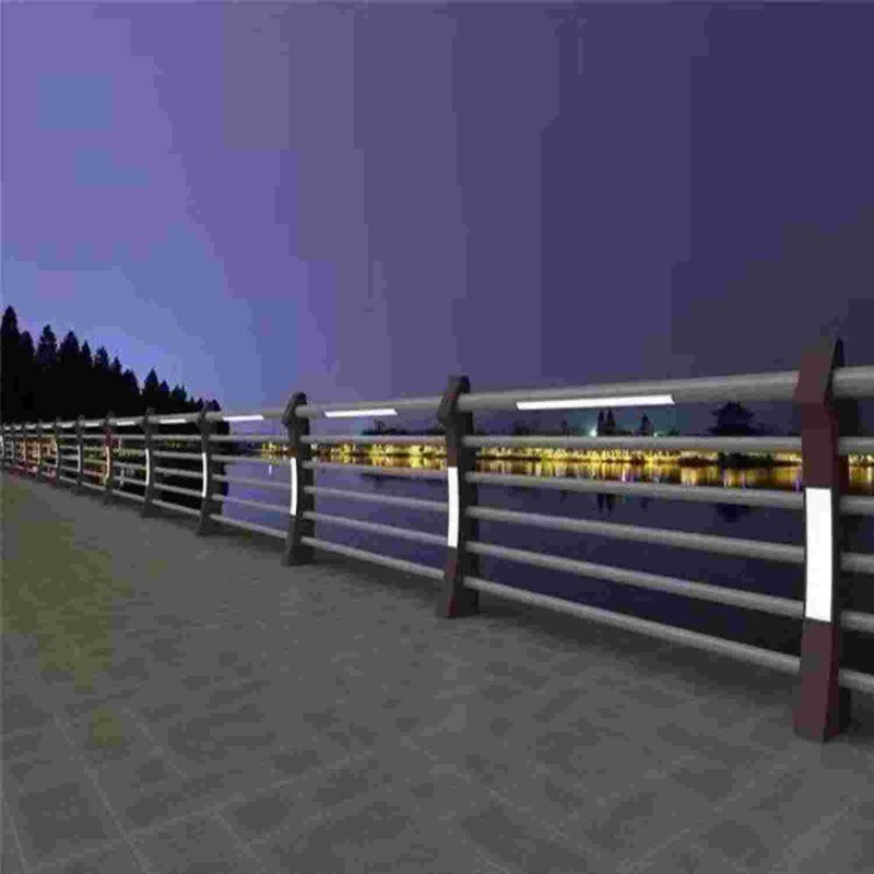 河道护栏 不锈钢桥梁景观 护栏 复合管栏杆 厂家定制贵达图5