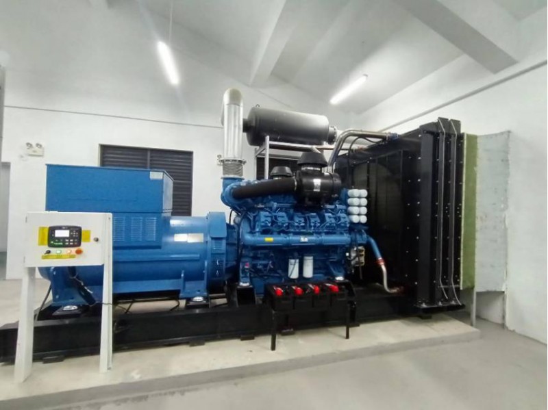 7-3000kW柴油发电机组图5