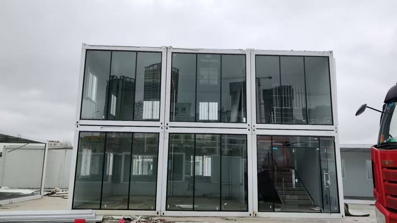 全新定制玻璃幕墙办公室图5