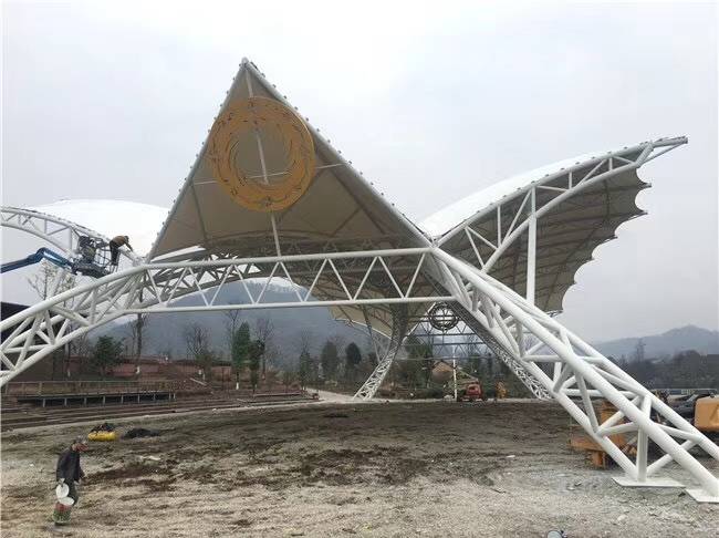 异形钢构、膜结构、系统金属屋面图8