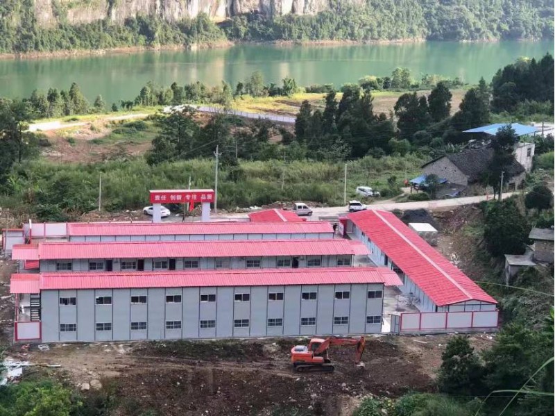 云南彩钢房，打包箱房，钢结构工程图3