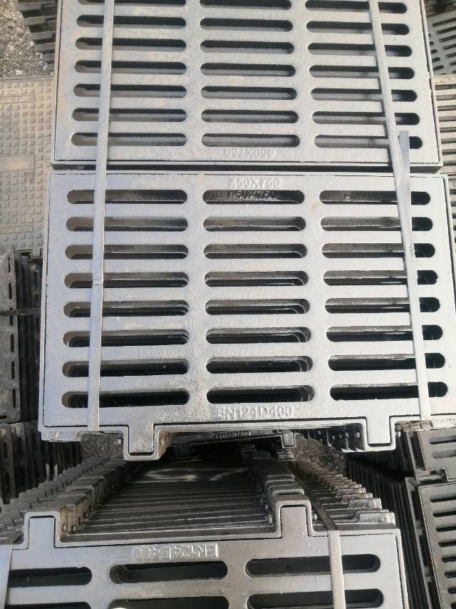 球墨铸铁井盖，沟盖板，雨篦，大方井盖图3