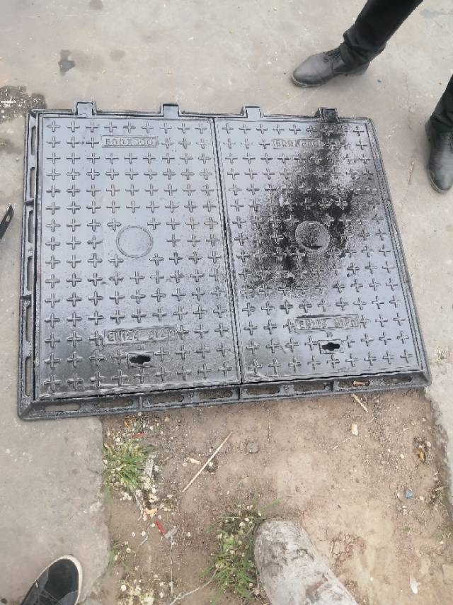 球墨铸铁井盖，沟盖板，雨篦，大方井盖图4