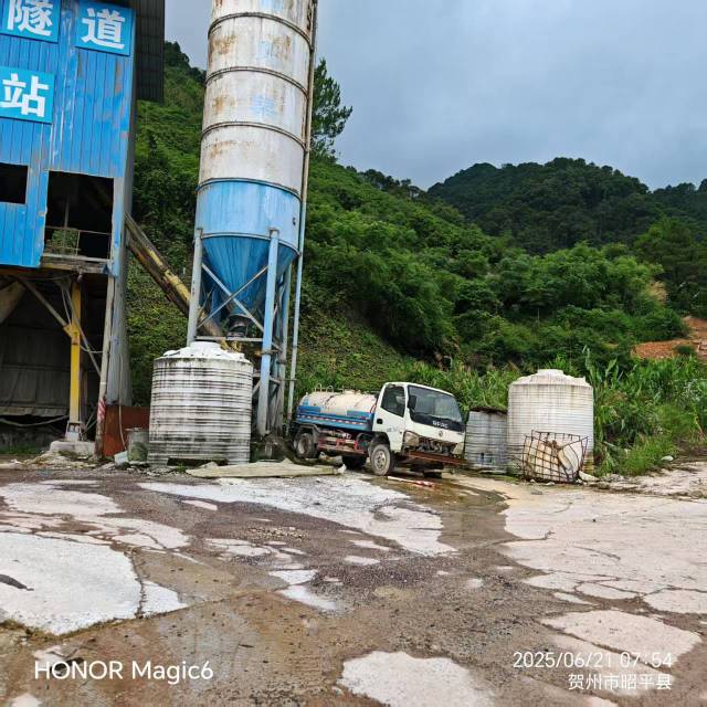 广西出售拌合站、水车图4