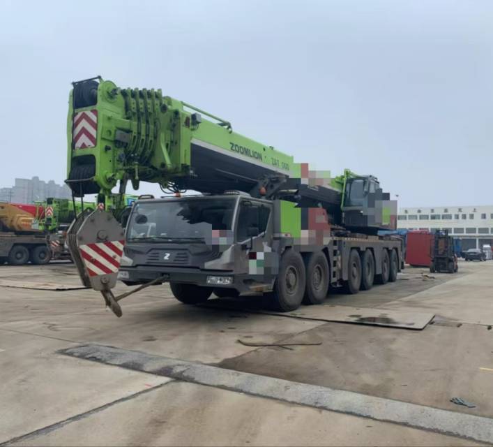 进场机械起重机、旋挖钻机、图3